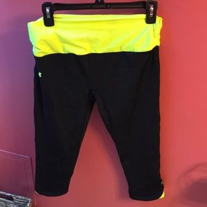 Under Armour heat gear compression leggings